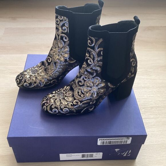 Stuart Weitzman Mediate Black Radiant Velvet Block Heel Booties - Picture 8 of 12